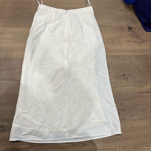 NWT Majorelle Women’s White A-Line Knee Length Skirt Size Small - Picture 2 of 4